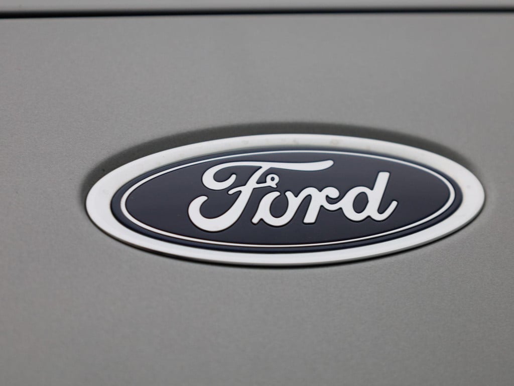 Ford Puma 1.0 ecoboost hybrid st-line x | adaptive cruise control | panoram