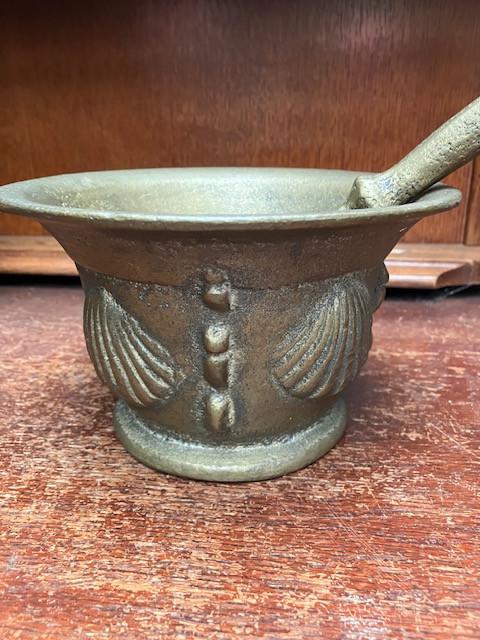 Antieke Spaanse vijzel uit Santiago de Compostela