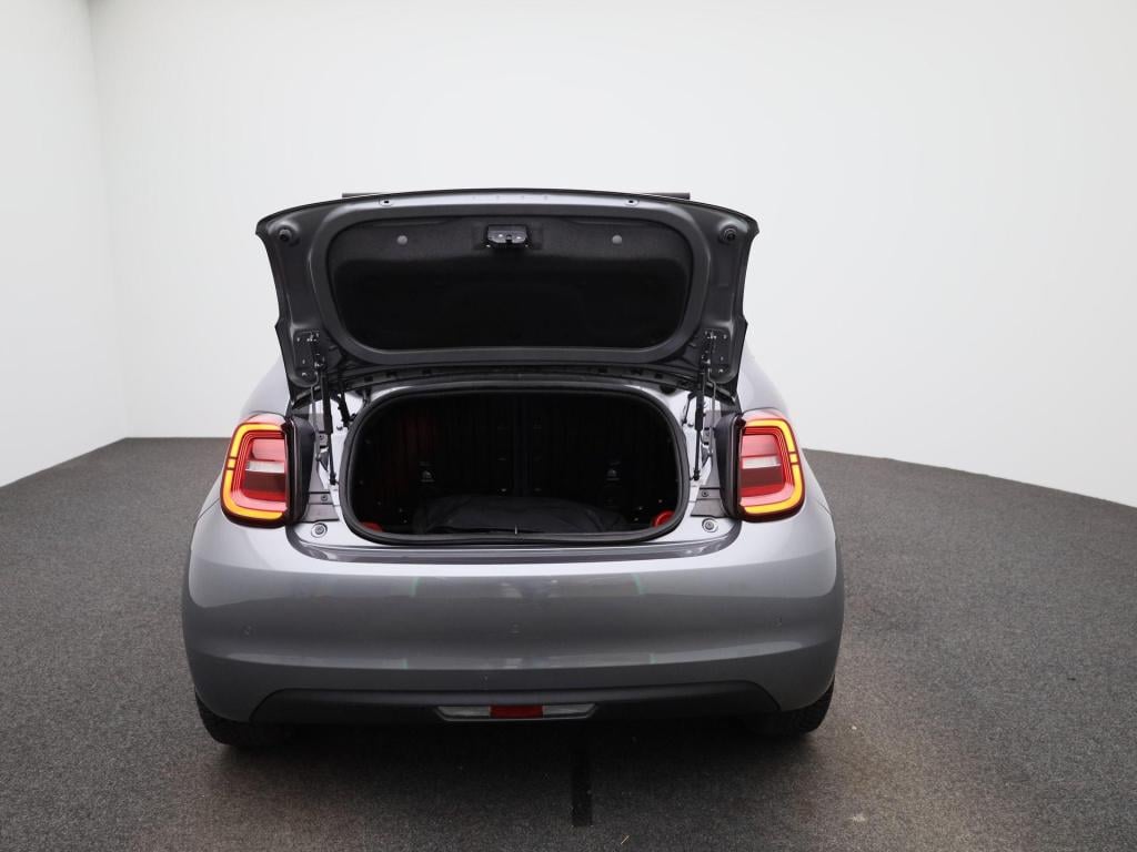 Fiat 500 C red 42 kwh | cabrio | apple carplay / android auto | climate con
