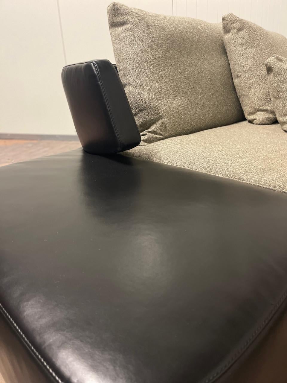Natuzzi Opus modulaire leren hoekbank 305 cm met 10 kussens | Zwart | ZGAN