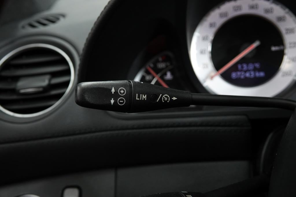 Mercedes-Benz Sl 500 | massage stoelen | designo | cruise | pdc |