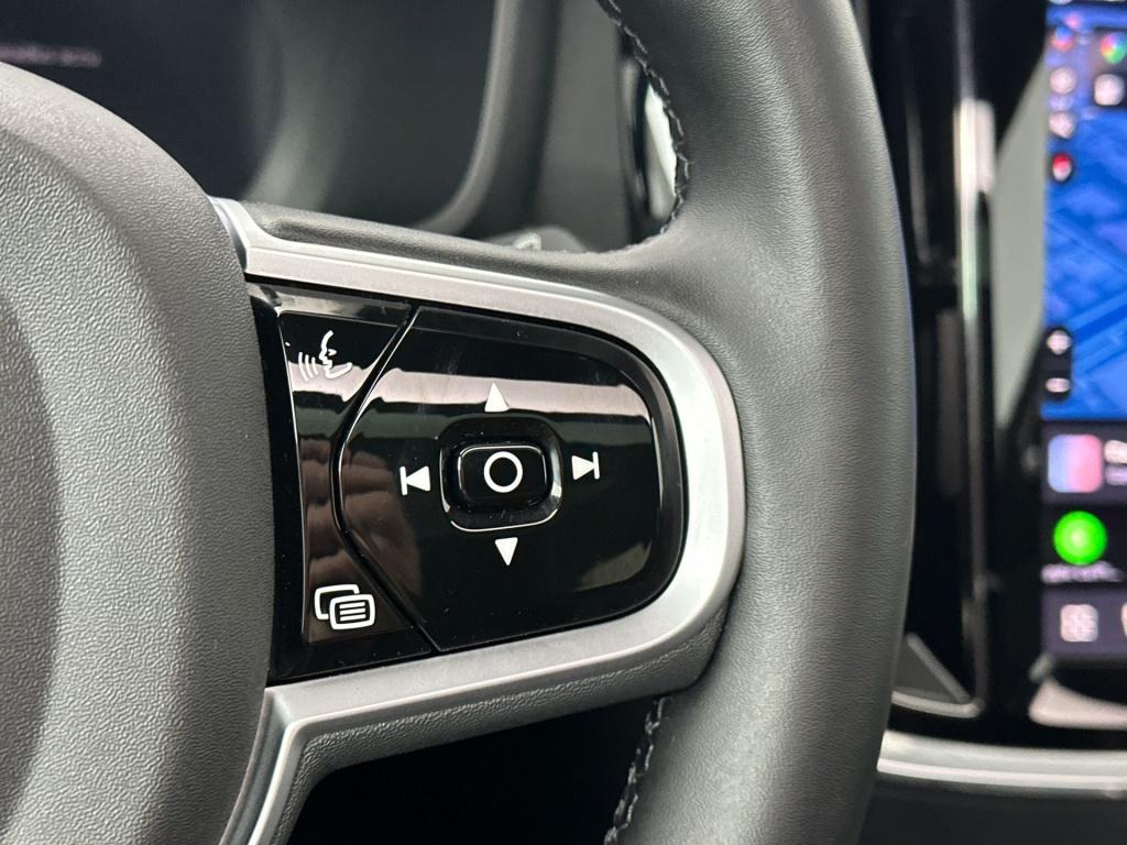 Volvo V60 t8 455pk recharge plus dark| pano| trekhaak| 360camera|