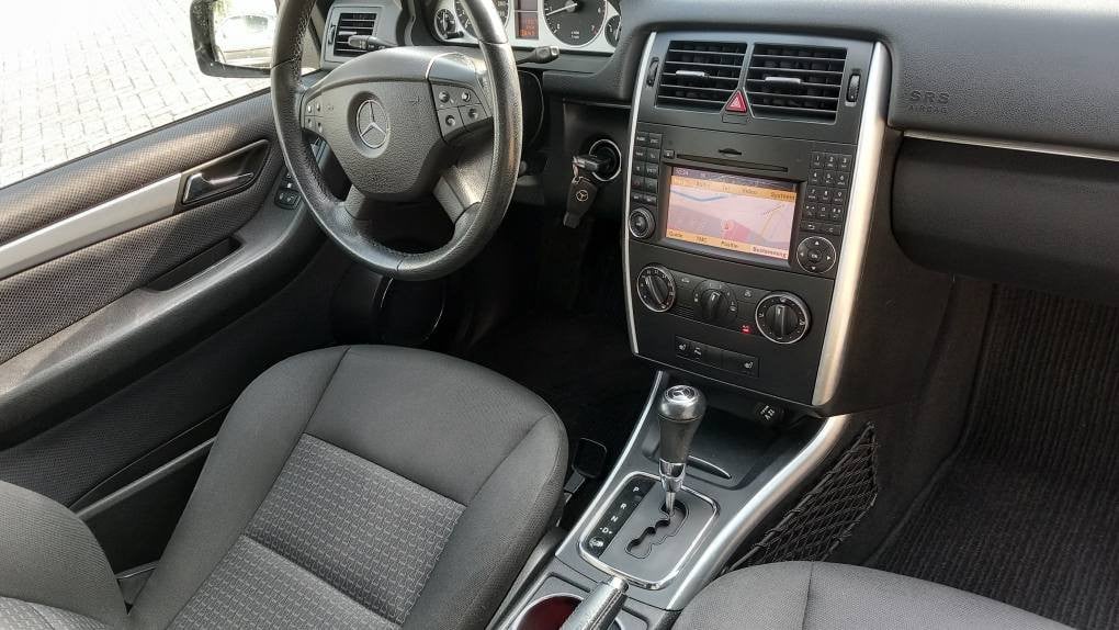 Mercedes B-Klasse 200 5 deurs Automaat !! bj:2008 airco-navigatie