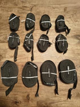 12x stevige zwarte spanbanden / bagageriemen met klikgesp.