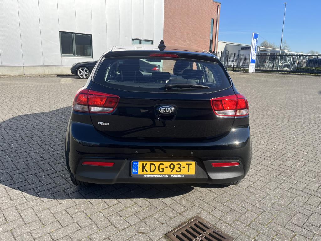 Kia Rio 1.2 cvvt economyline 17 dkm navi lmv pdc