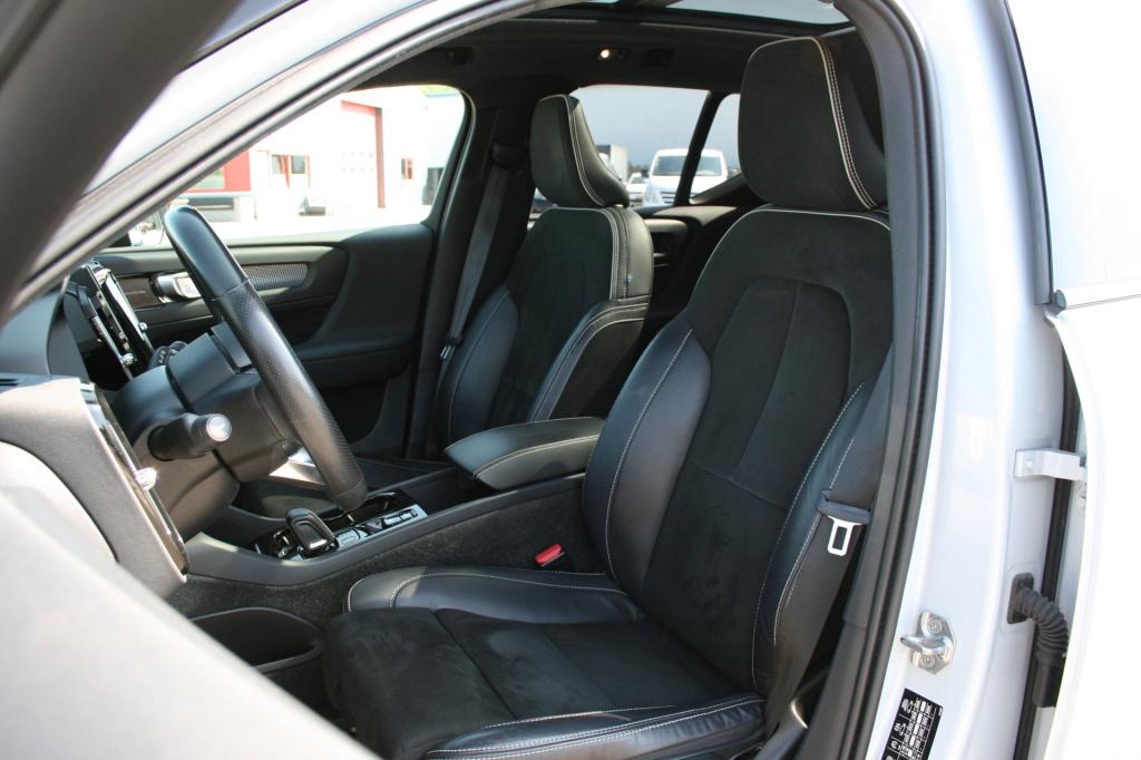 Volvo XC40 1.5 t5 recharge r-design / pano / 360camera / h&k