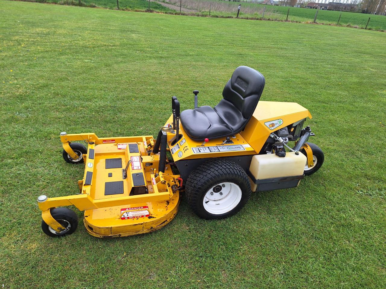 Walker MBSD zitmaaier. 107cm/42inch