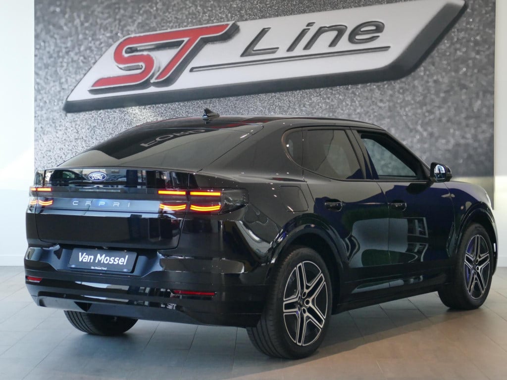Ford Capri premium extended range awd 79 kwh | €9.800,00 voorraad voordeel!