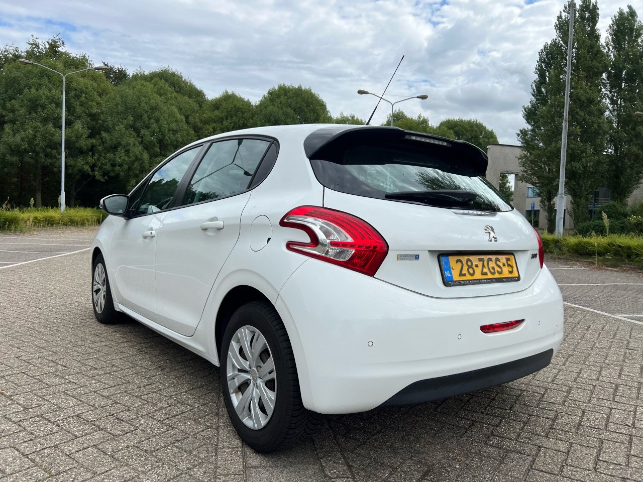 Peugeot 208 1.2 VTI Active | Apk | Nap | Airco | Cruise | Navi