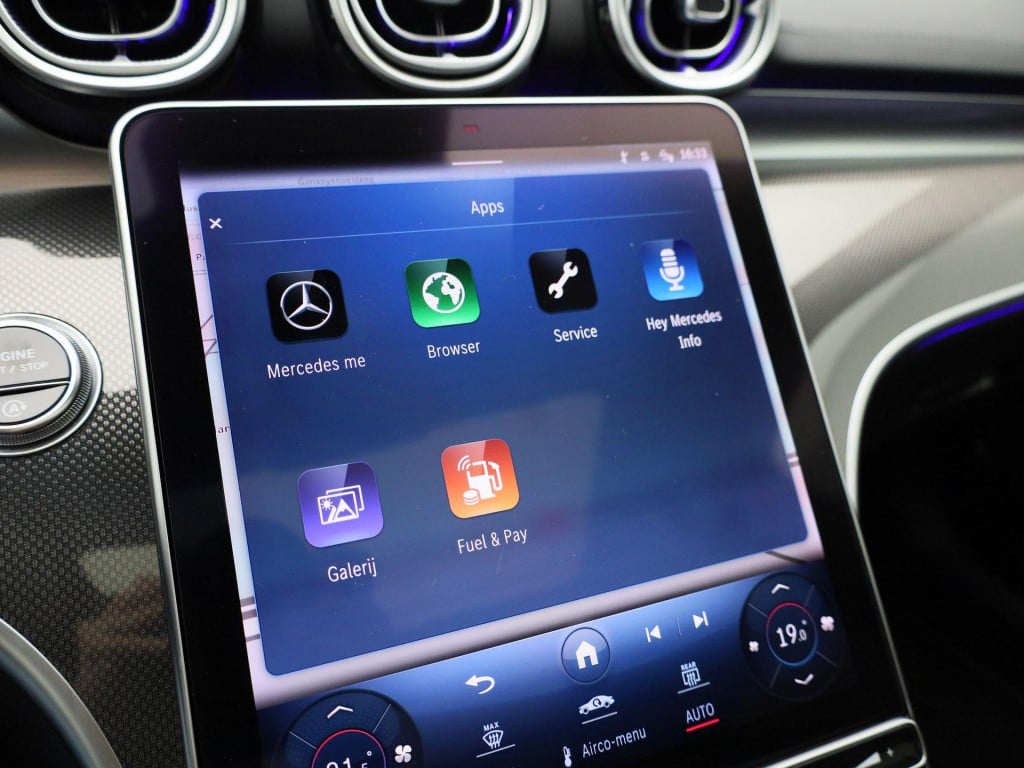 Mercedes-Benz C-Klasse estate 200 launch edition amg line | automaat | pano