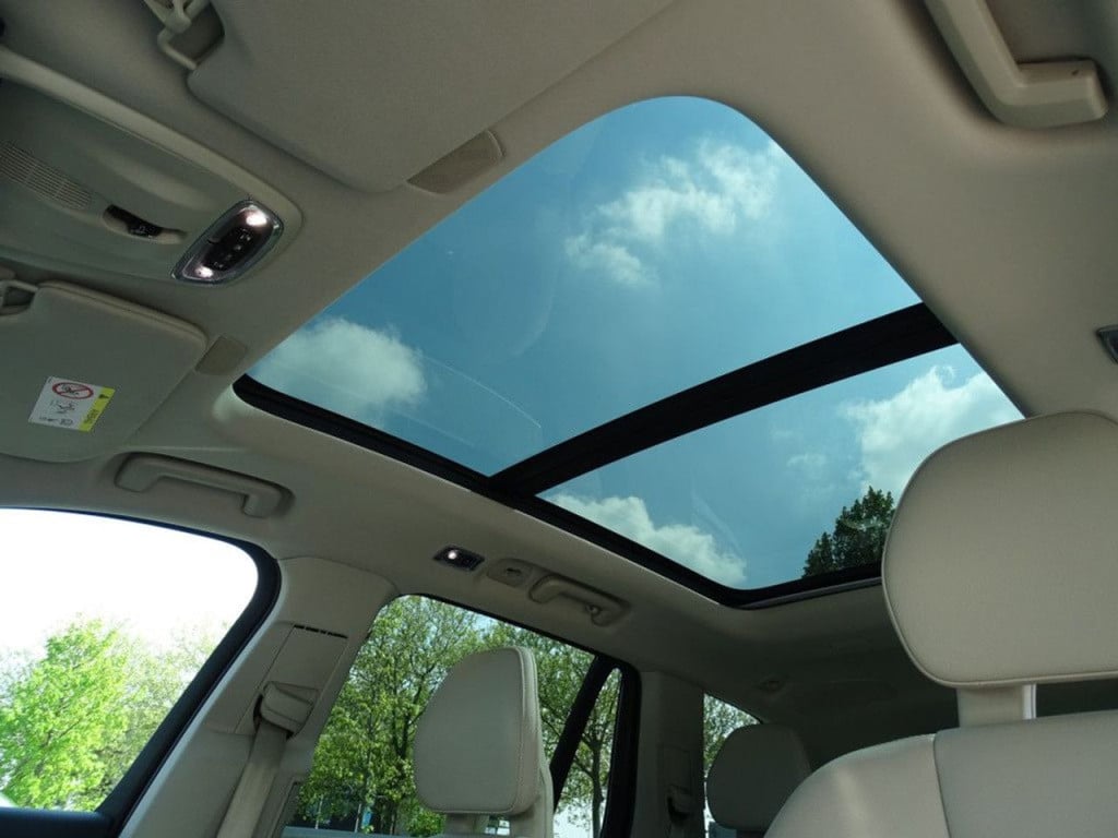 Volvo XC90 2.0 t8 twin engine awd momentum 7-persoons | pano