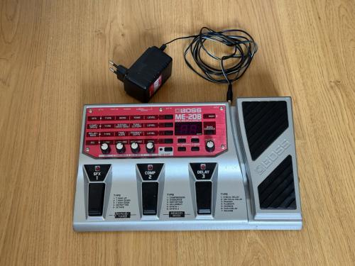 Boss ME-20B multi-effects unit voor basgitaar (ook bruikbaar voor gitaar)
