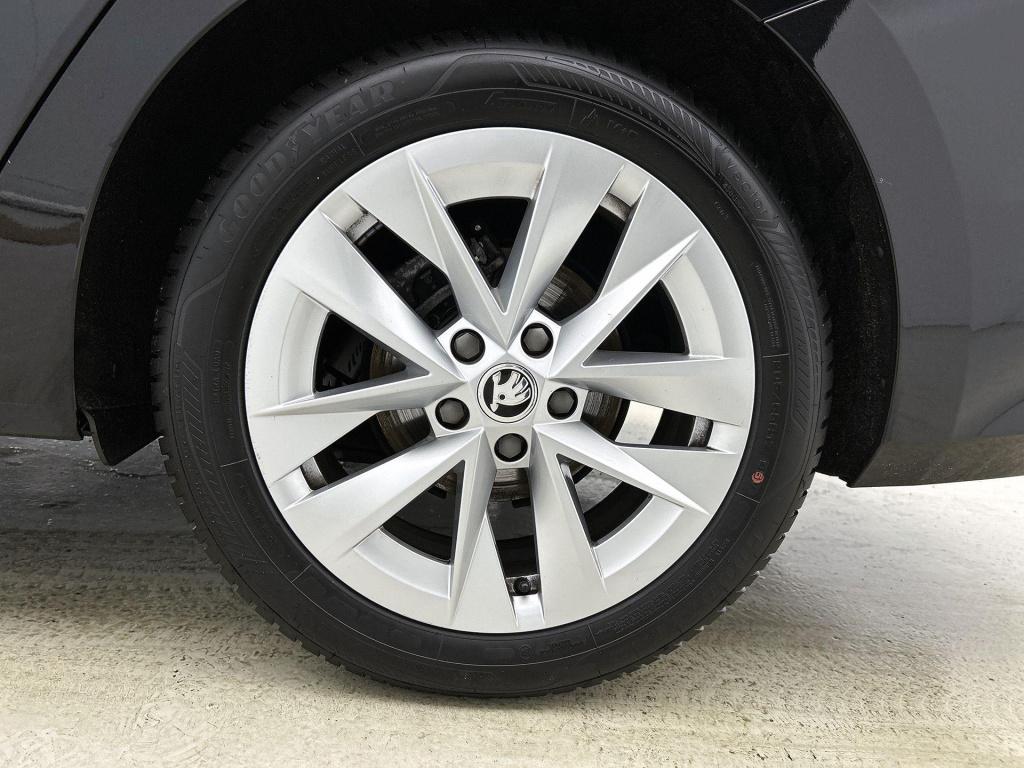 Skoda Octavia combi 1.0 tsi business edition plus | trekhaak | navigatie | 