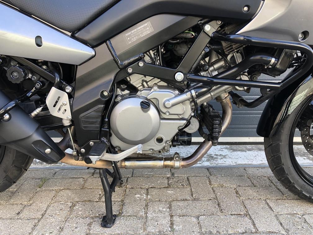 Complete Suzuki DL650 ABS uit 2008 met 30dkm, nieuwe banden etc €3795,-