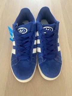 Adidas campus