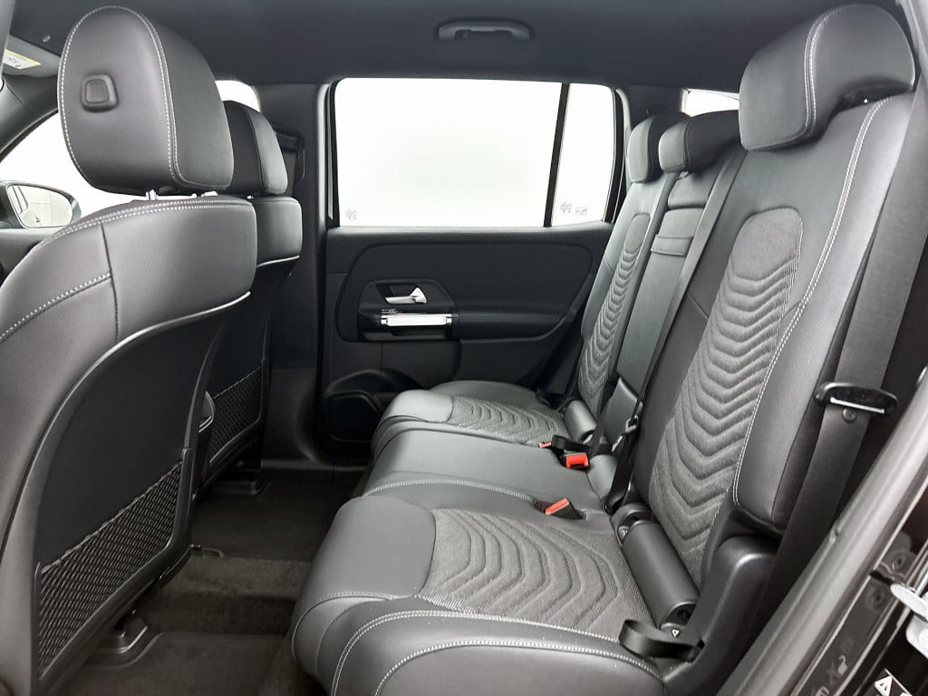 Mercedes-Benz Eqb 250+ business solution 71 kwh | parkeerpakket met achteru