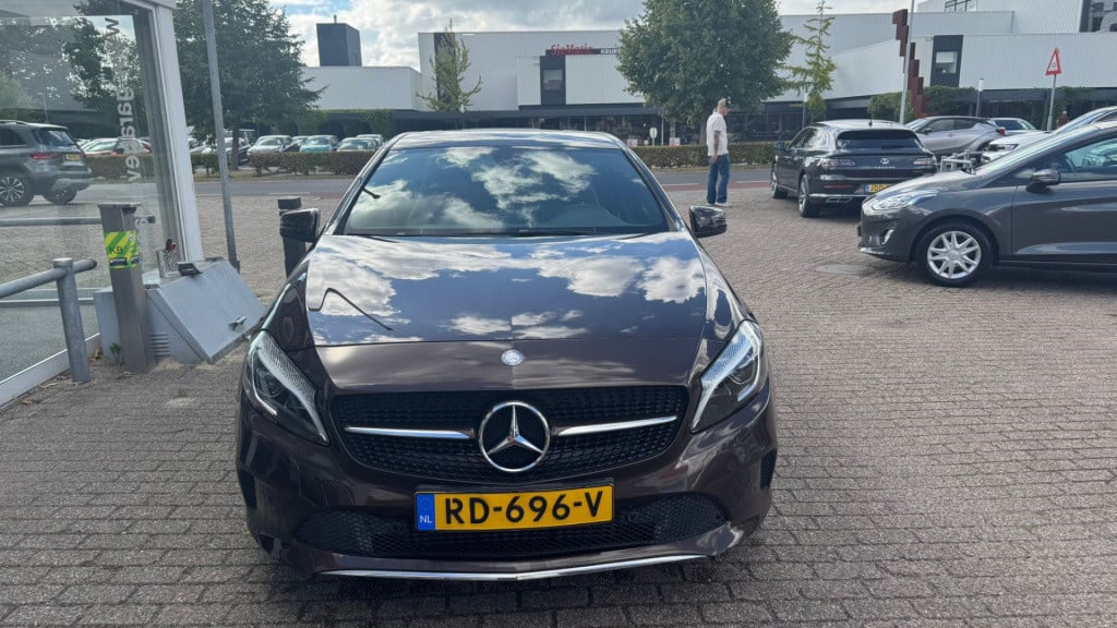 Mercedes-Benz A-Klasse 180 business solution