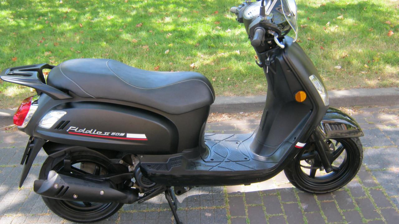 TE KOOP SYM FIDDLE UIT JUNI 2022 INJECTIE MODEL  1100 EURO