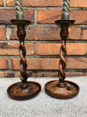 2 vintage kaarsen standaards.