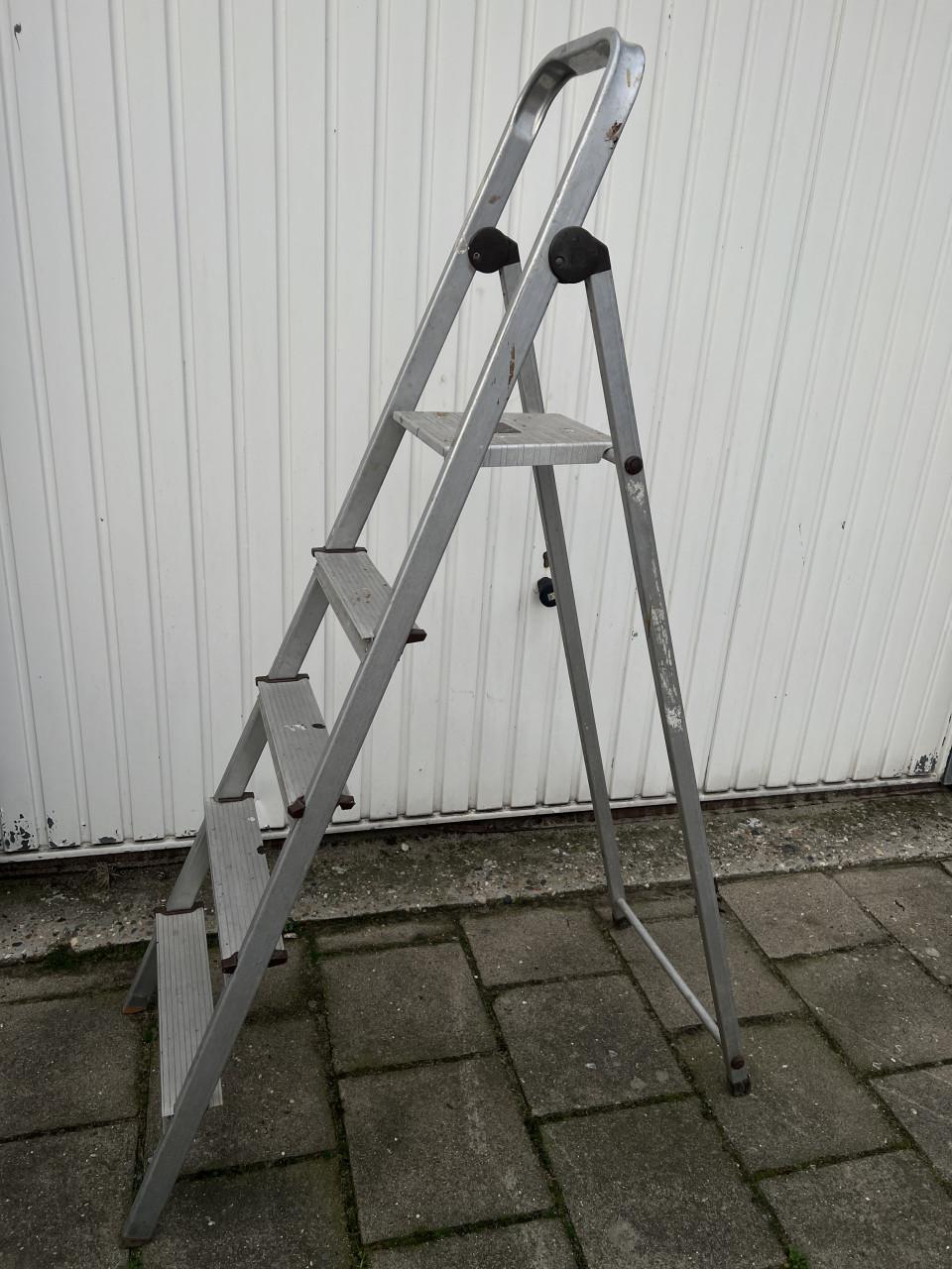 Als nieuwe Aluminium huishoudelijk trap lichtgewicht en stevig