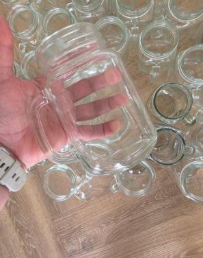 32 stuks glazen potjes met oor