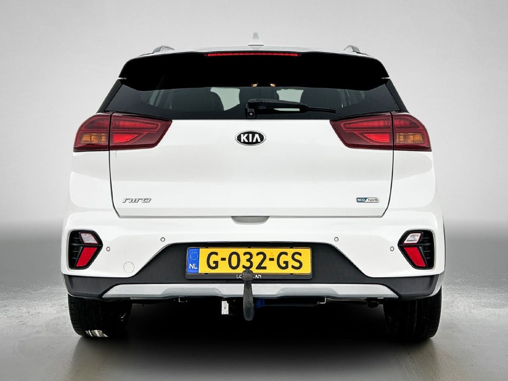 Kia Niro 1.6 gdi hybrid sportsline | trekhaak | 18 inch | half leder