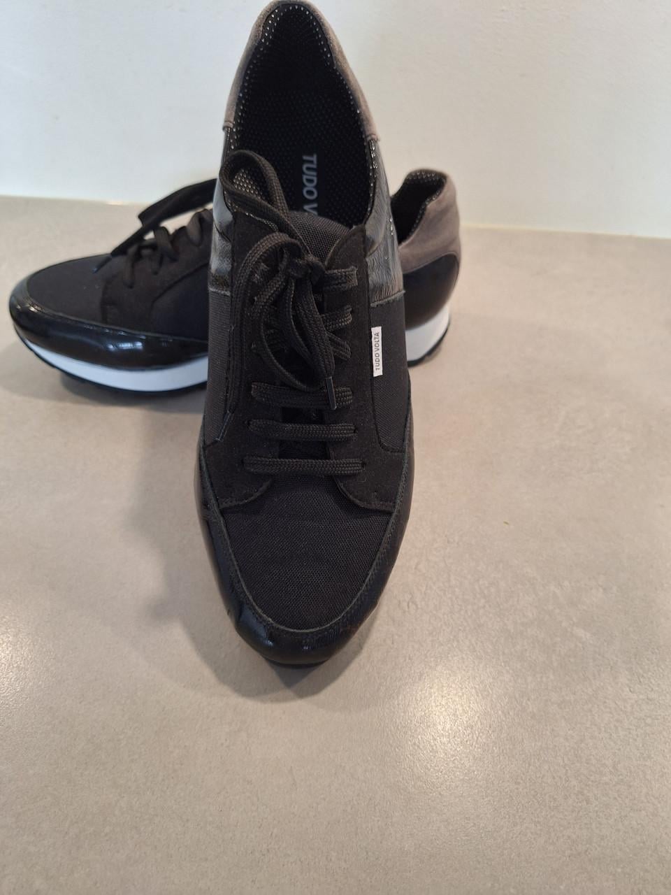 Sneakers nieuw Maat 42