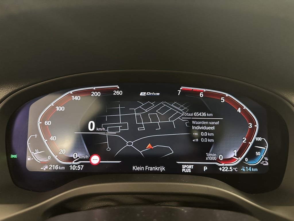 BMW X3 xdrive30e m-sport | 360 camera | panoramadak | head-up-display |