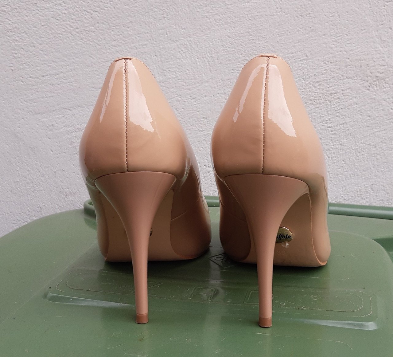 Buffalo Pumps, maat 38