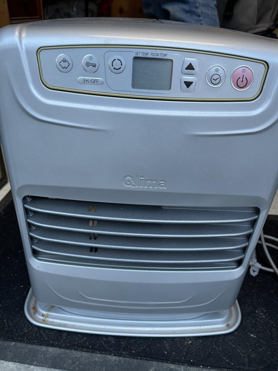 Qlima oliekachel met brandstof