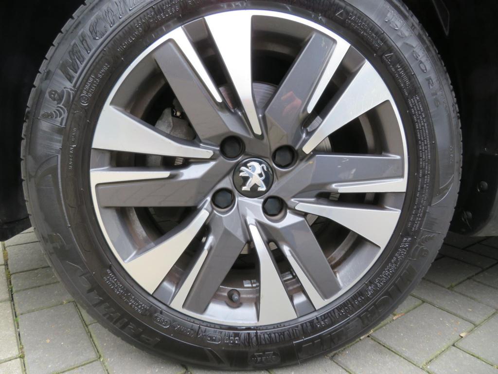 Peugeot 2008 suv 110 allure automaat pano/clima/navi/trekhaak