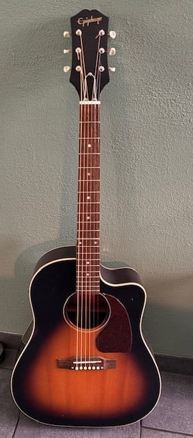 Epiphone J-45 EC by Gibson