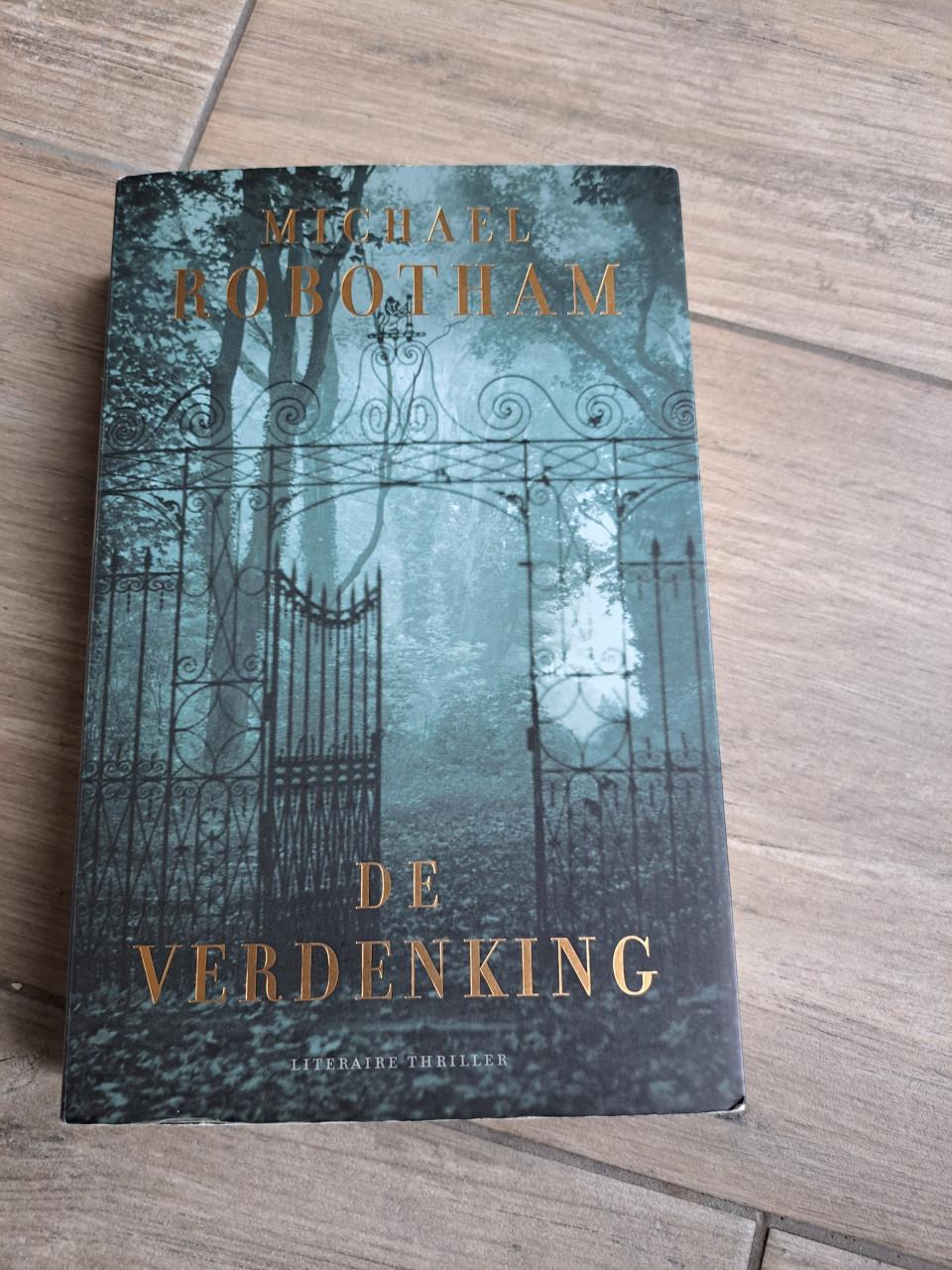 Thriller De verdenking van Michael Robotham