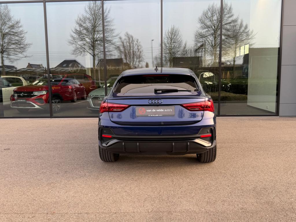Audi Q3 sportback 45 tfsi e s-line | camera | black optiek | dode hoek | ke