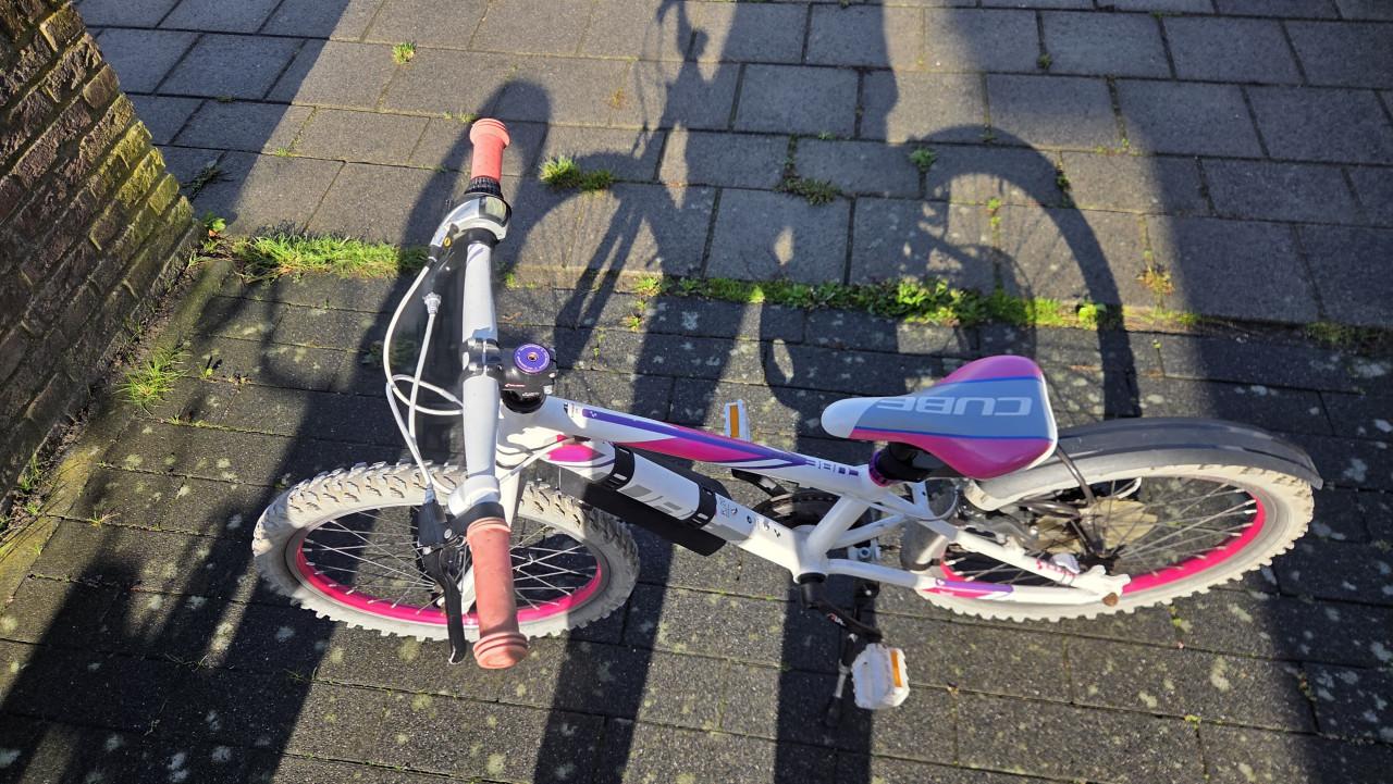 CUBE meisjesfiets 20 inch.
