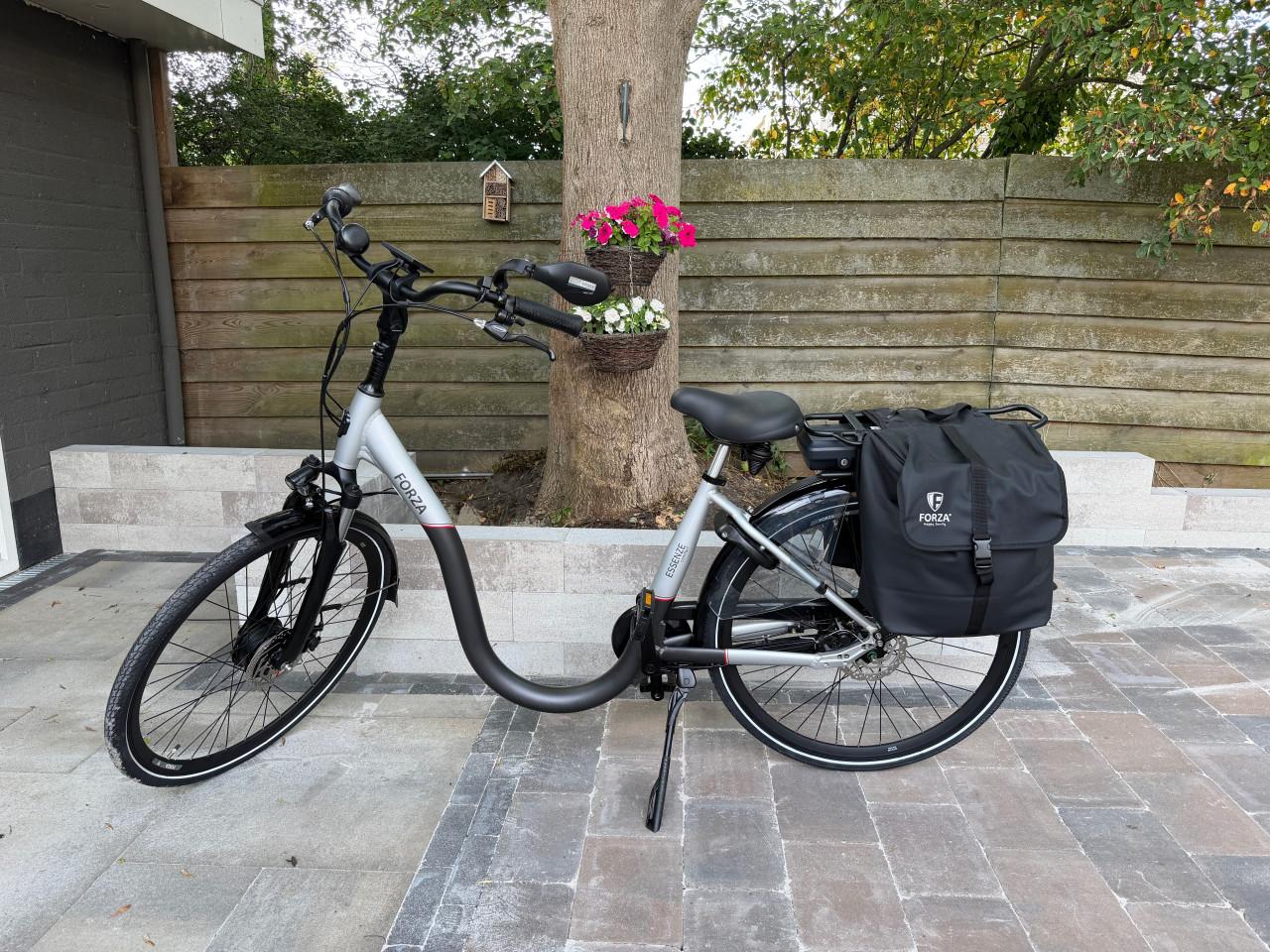 Buitenkansje splinternieuwe elektrische comfort fiets