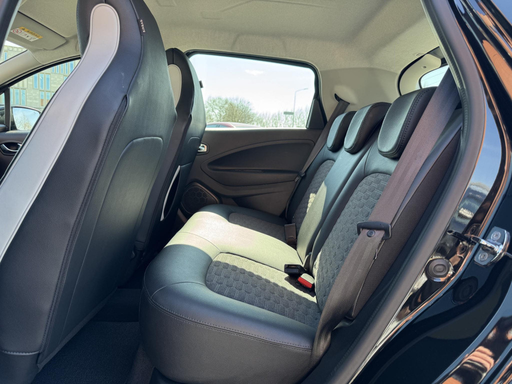 Renault Zoe r135 intens 52 kwh koopaccu + snellaadfunctie | navigatie | led