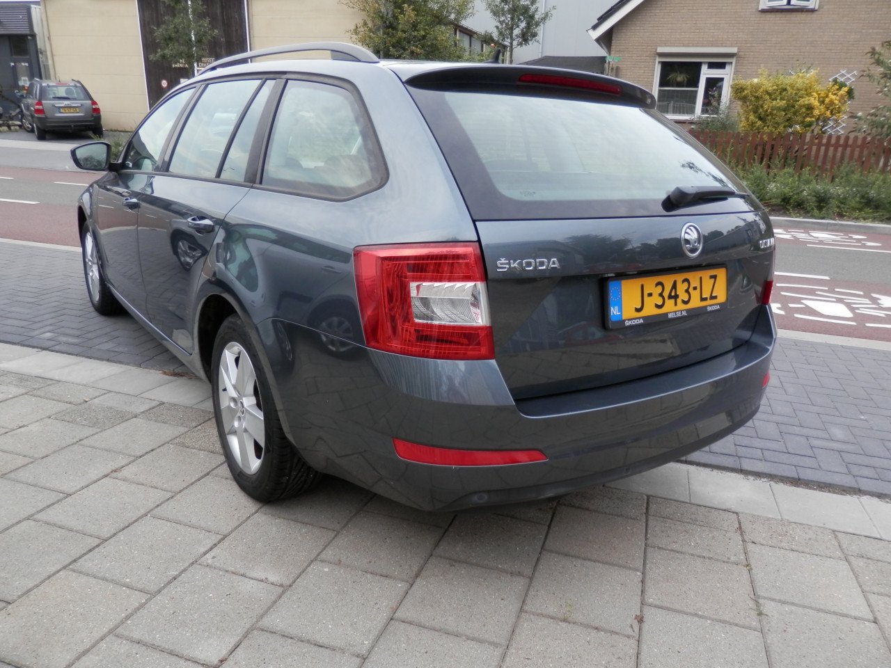 Auto Garant Biedt Aan: Skoda Octavia 1.2 TSI Greentech Elegance