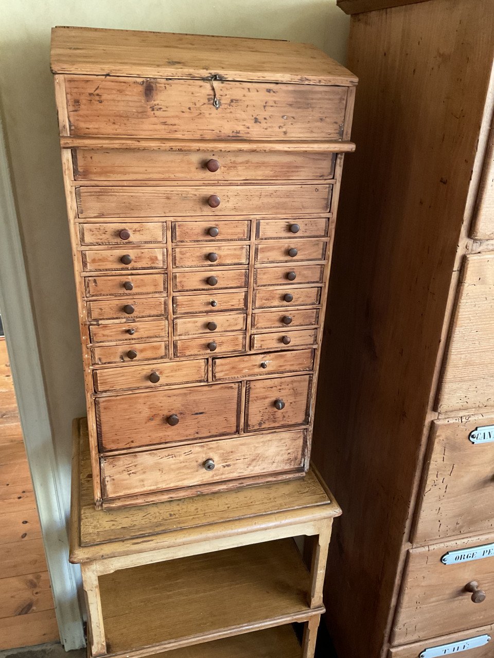 Franse brocante schuurverkoop