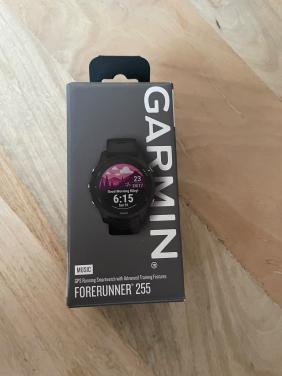 Garmin Forerunner 255 music