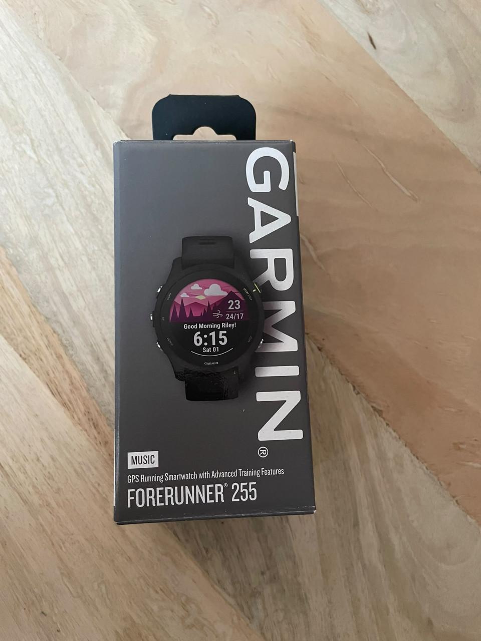 Garmin Forerunner 255 music