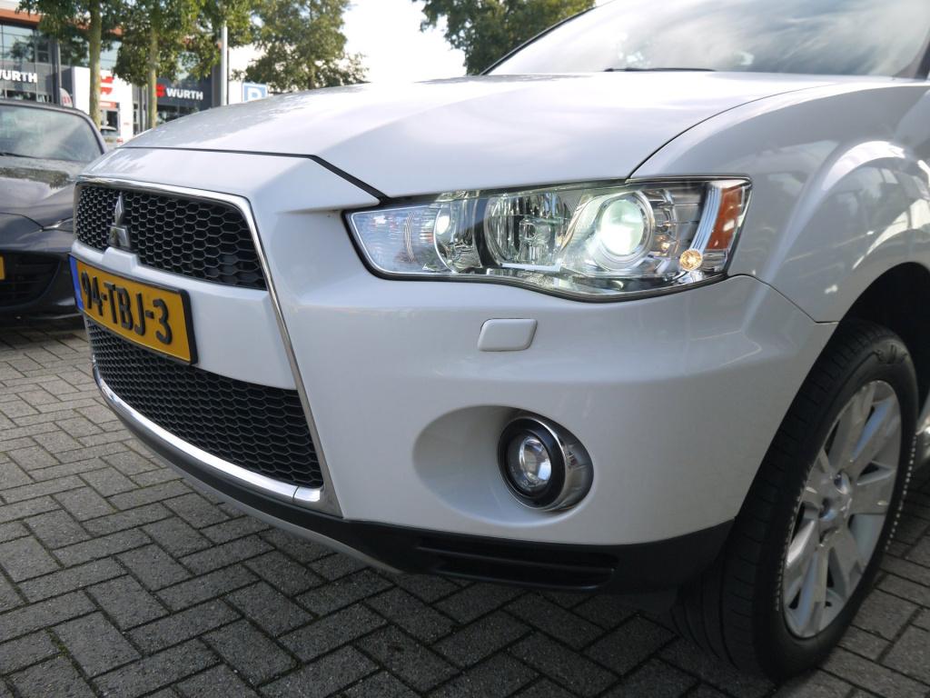 Mitsubishi Outlander 2.0 instyle|trekhaak|rijklaar