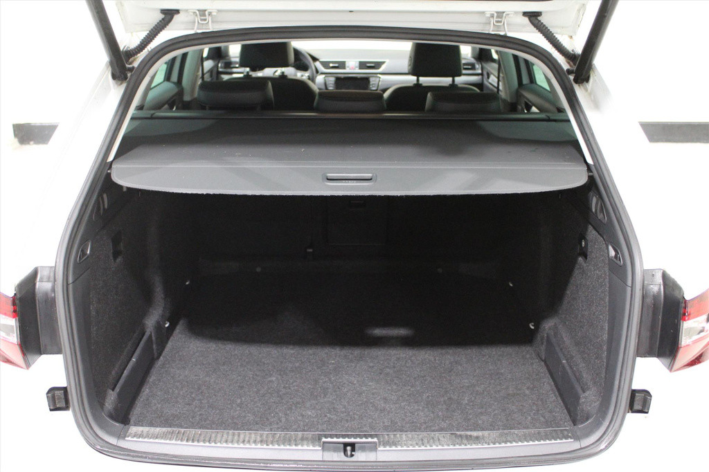 Skoda Superb combi style 1.4 tsi act