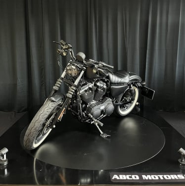 HARLEY-DAVIDSON SPORTSTER IRON XL 883 N