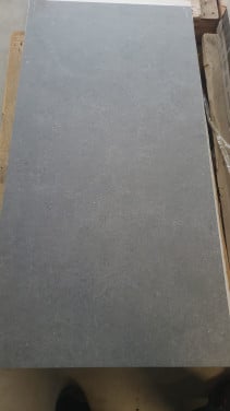 3030-145 12 m² antraciet tegels, 60x120 cm, van € 74,65/m²  voor