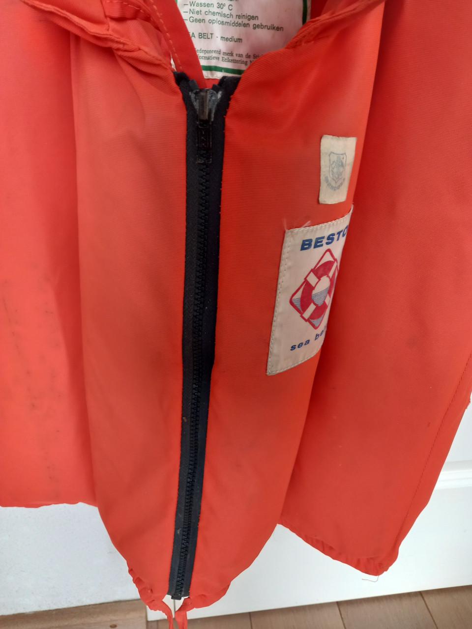 Zwemvest 60-80 kg merk Besto