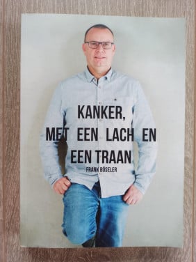 Boek Kanker, met een lach en een traan