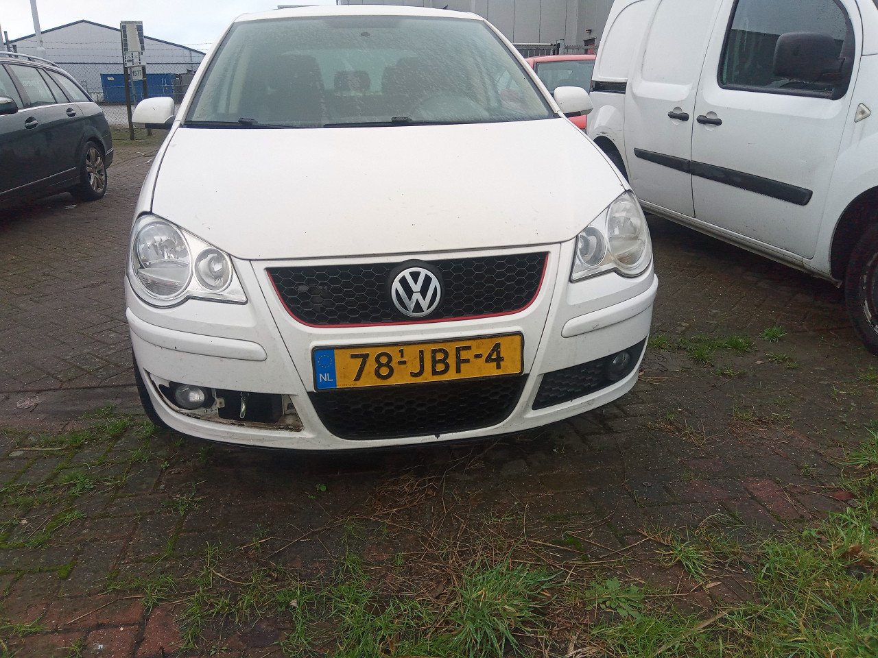 VW Polo 1.4 benzine met elektrisch schuifkanteldak,ramen +airco te koop