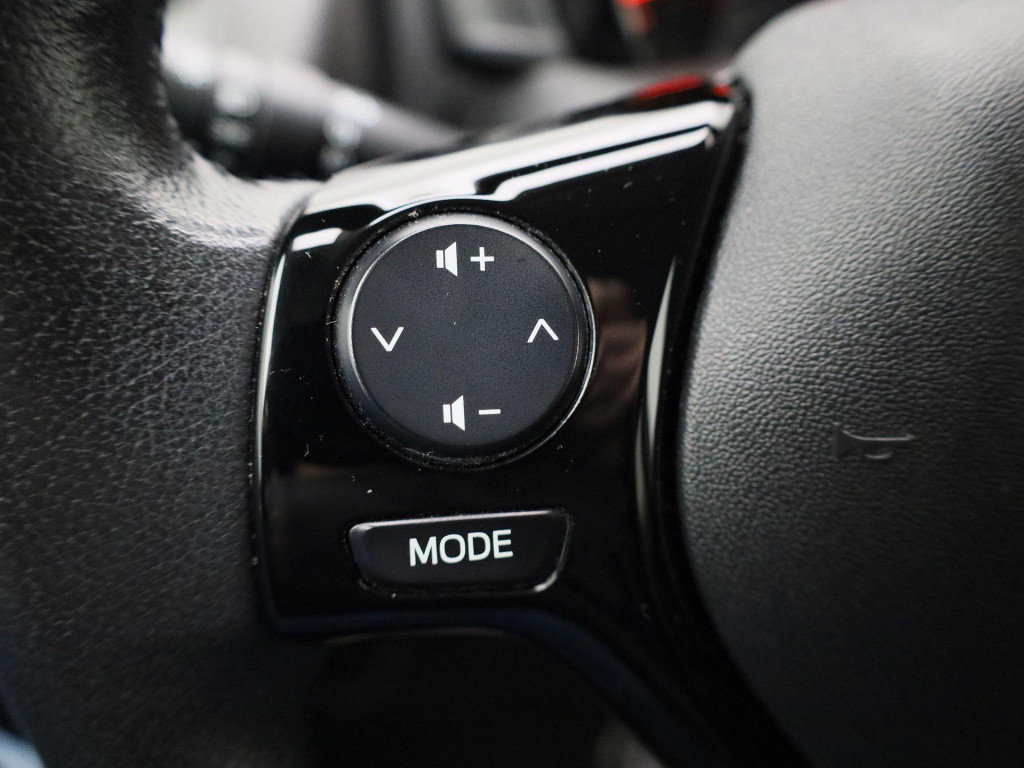 Peugeot 108 1.0 e-vti style | lage km stand! | bluetooth | airco | cruise c