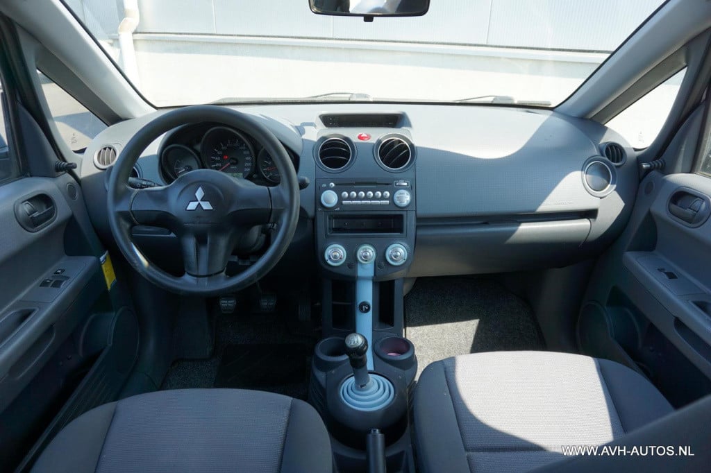Mitsubishi Colt 1.3 inform cool pack